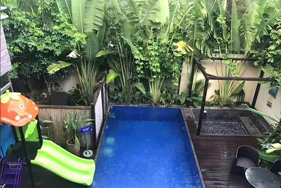 想游泳的私家小花园 想游泳的私家小花园